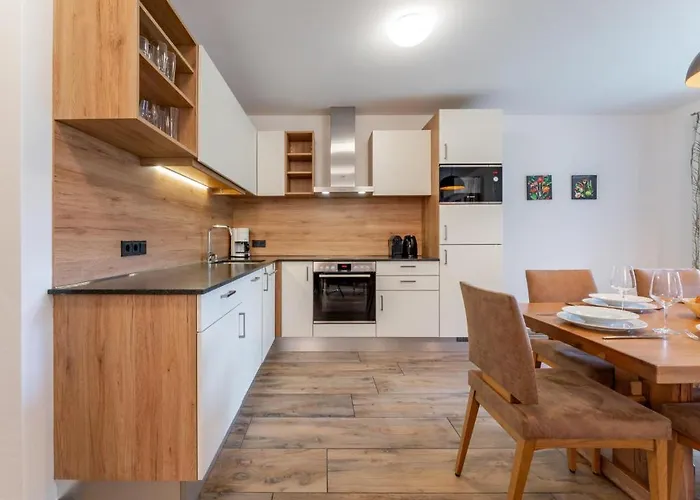 Tauern Mitterwirt 204 *